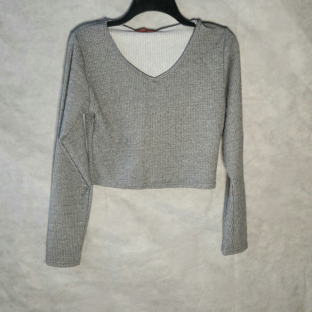 Roma Concept Hooded Crop Top A Flattering V-Neckline Lightweight Fabric